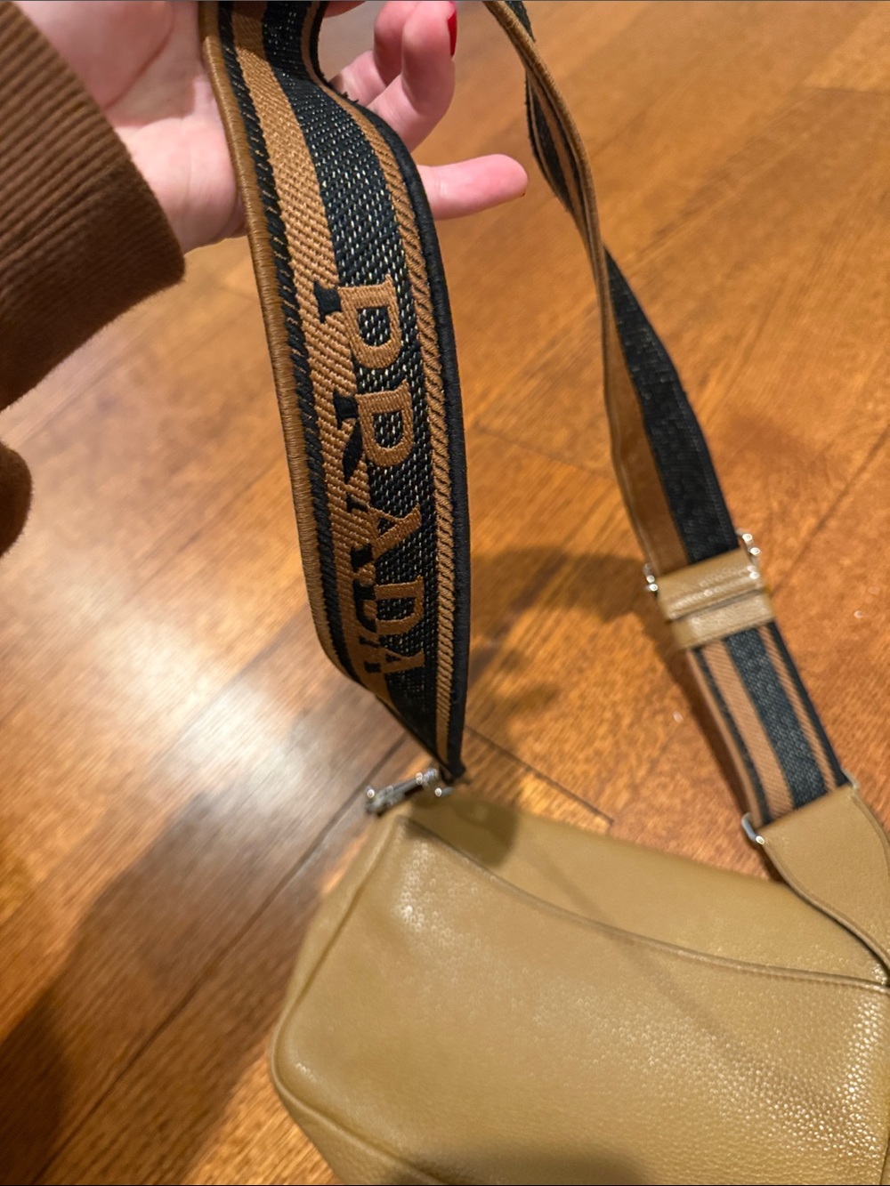 Prada Leather Shoulder bag - Picture 5 of 6